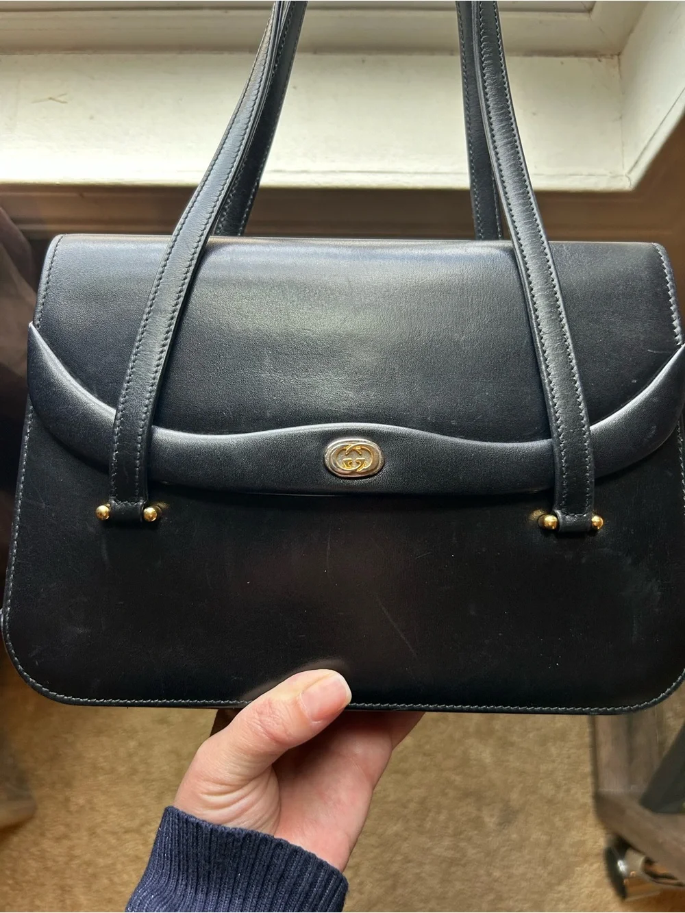 Vintage Small Gucci Black Leather Handbag - Picture 9 of 14